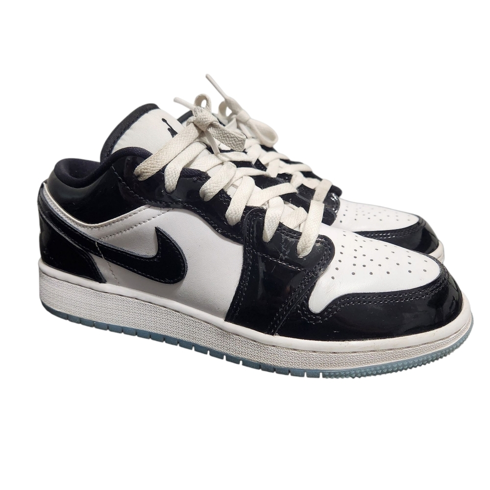 Jordan 1 Low SE Concord GS White/ Black (DV1333-100) 4.5Y/ 6W